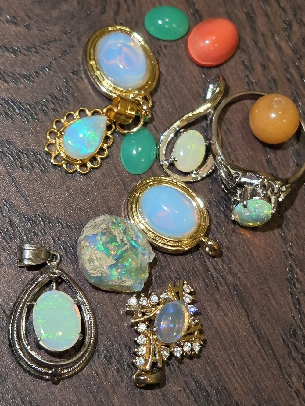 Mixed vintage jewelry pieces Opal, Moonstone Etc. Women Jewelry